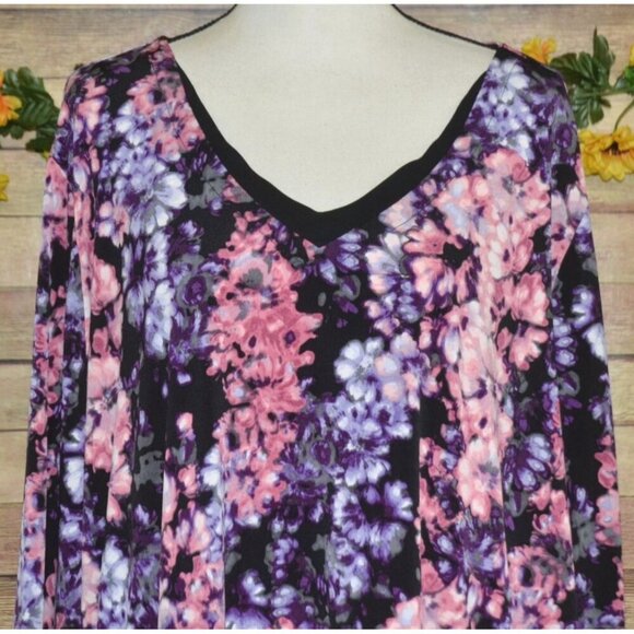 Catherines Watercolor Floral Blouse Size 3X 26W V-Neck 3/4 Sleeve Stretch Office - Picture 2 of 9
